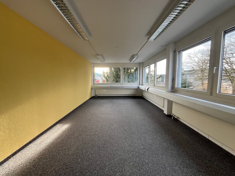 Zu vermieten Büro-Räumlichkeiten im 3. Obergeschoss einer Geschäftsliegenschaft (9)