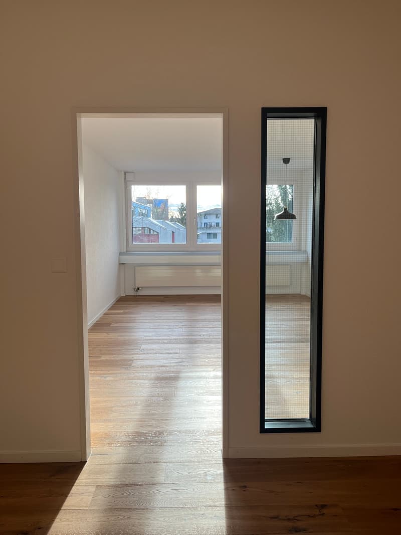 Zu vermieten Büro-Räumlichkeiten im 3. Obergeschoss einer Geschäftsliegenschaft (51)