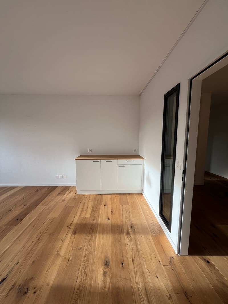 Zu vermieten Büro-Räumlichkeiten im 3. Obergeschoss einer Geschäftsliegenschaft (7)