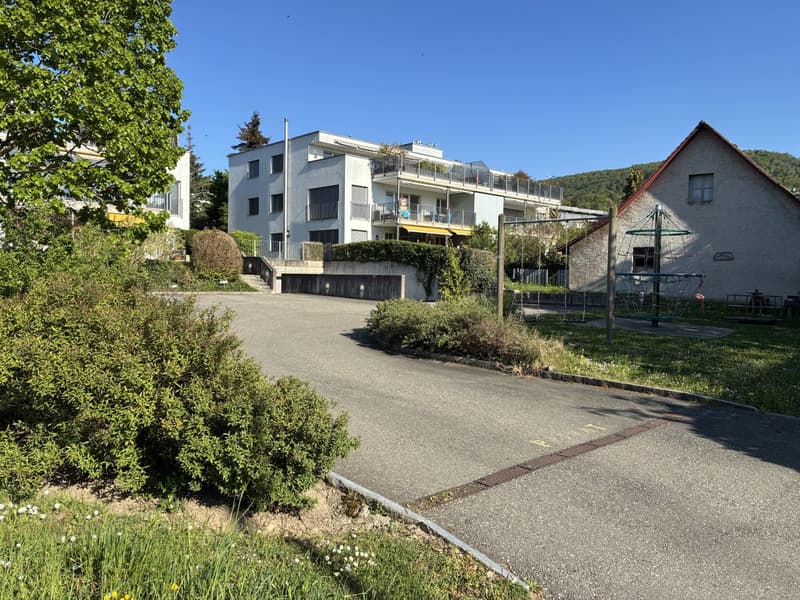Tiefgaragenplatz in ruhiger Lage in Starrkirch-Wil (1)