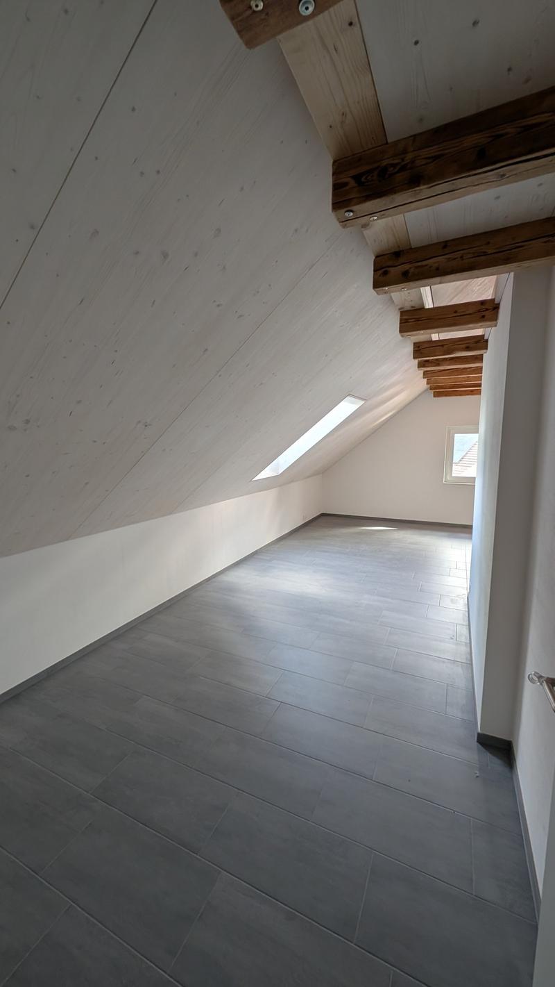 Neubau, moderne 2.5 - Zimmer Attika Wohnung im Eigentumsstandart (10)