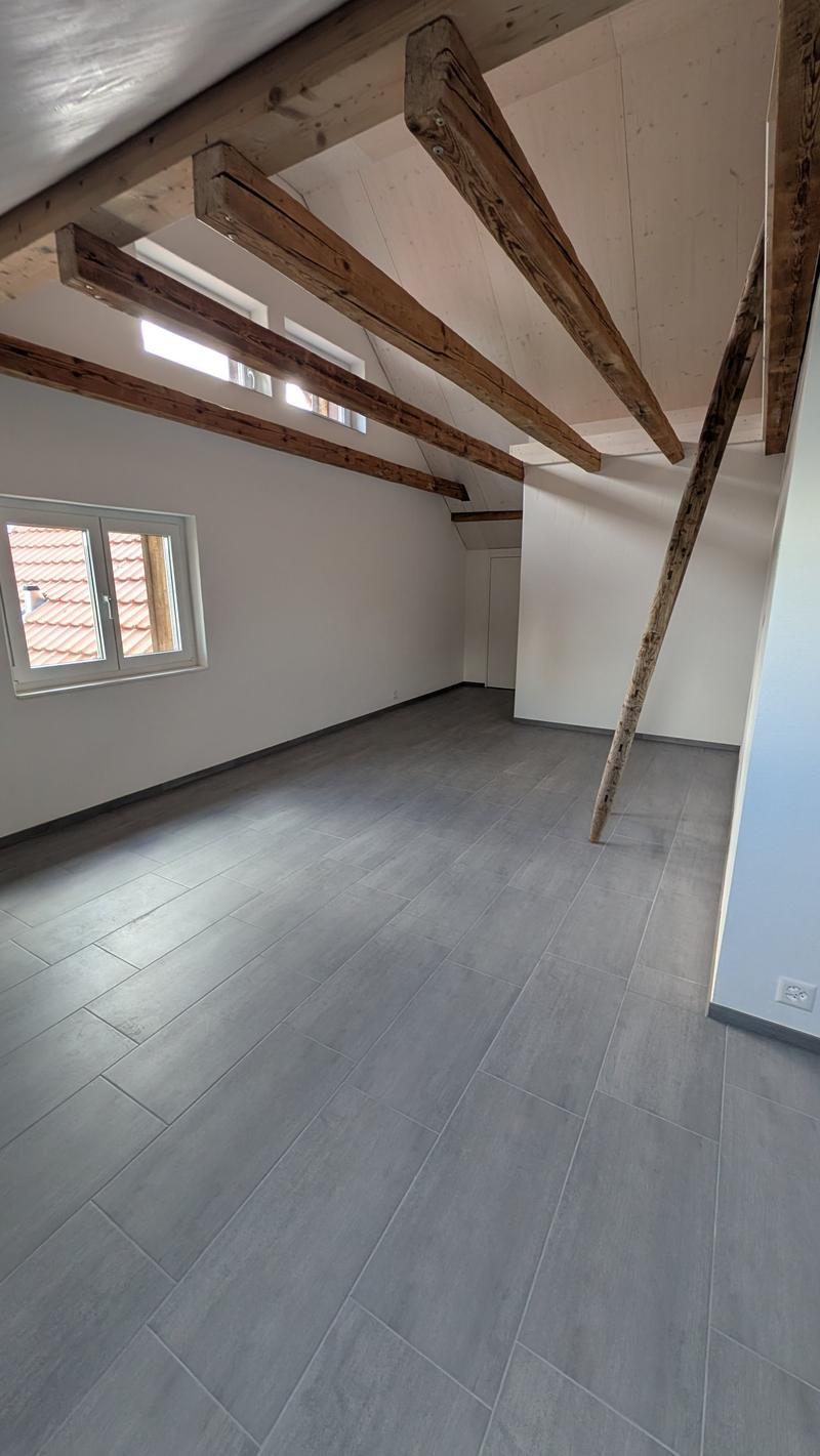 Neubau, moderne 2.5 - Zimmer Attika Wohnung im Eigentumsstandart (11)