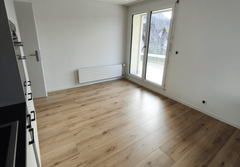 Grosszügige 5.5-Zimmer-Wohnung mit Balkon und Garage in Altendorf (9)