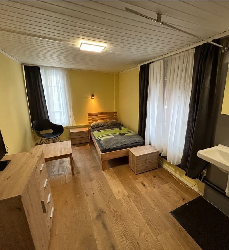 Monatszimmer in Einsiedeln zu vermieten (1)