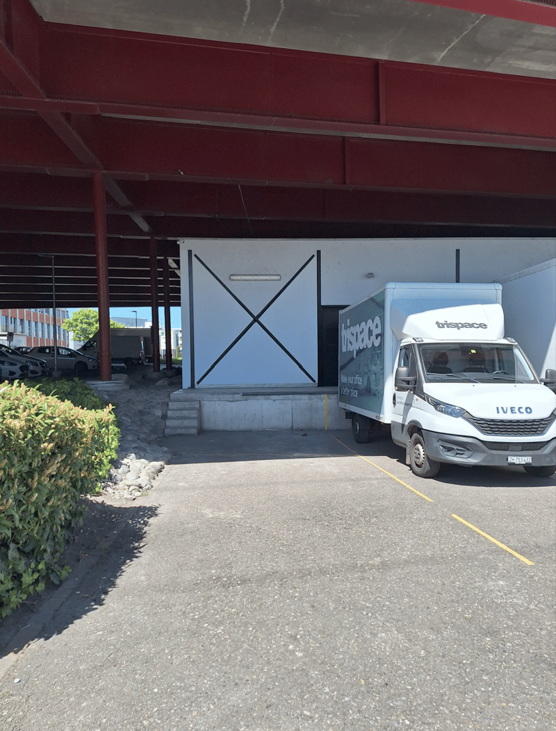 Spazi commerciali polivalenti su Ruchstuckstrasse a Wangen-Brüttisellen (3)