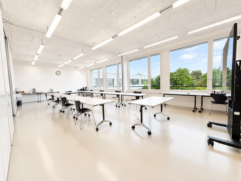 Helles Gewerbe-/Bürolokal an zentraler Lage in Wohlen – sofort verfügbar! (2)