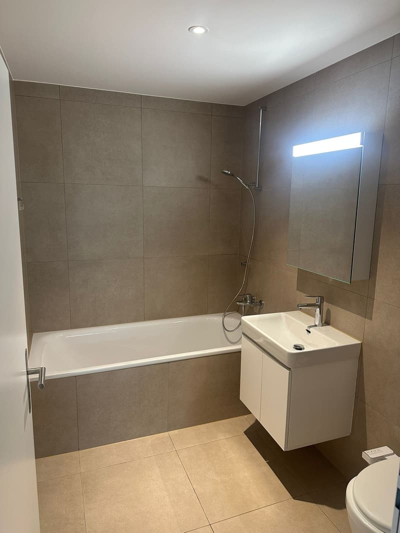 Appartamento moderno 4.5 locali con balcone a Grenchen (7)