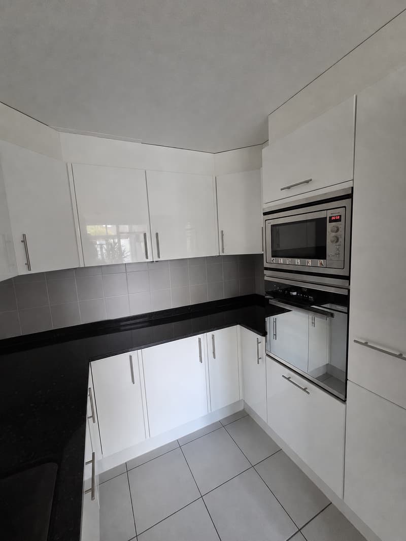 Freistehendes 6.5-Zimmer-Einfamilienhaus mit Wintergarten in Schalunen (10)