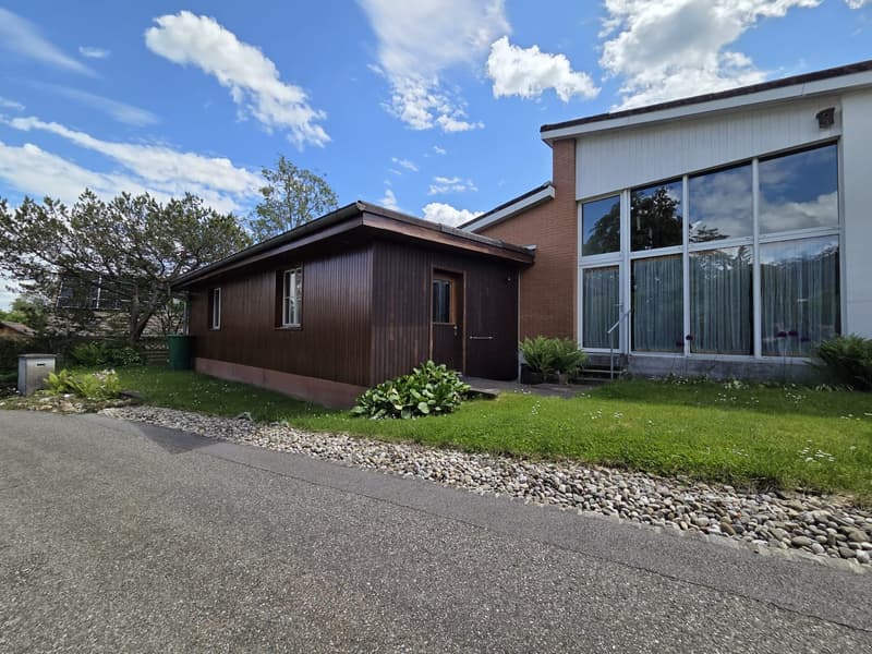 Freistehendes 6.5-Zimmer-Einfamilienhaus mit Wintergarten in Schalunen (5)