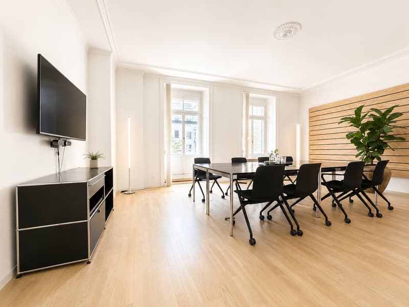 ESPACE DE BUREAU EXCLUSIF DIRECTEMENT SUR LA PARADEPLATZ – TRAVAILLER AU CŒUR DE ZURICH (2)