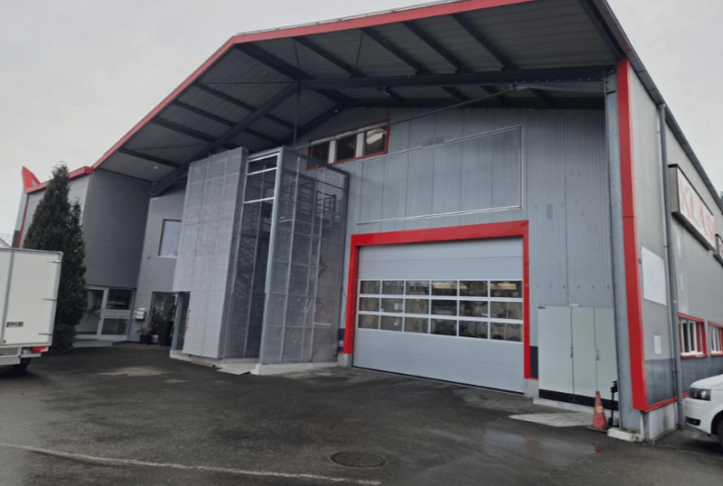 Spazi commerciali moderni in un edificio nuovo - Amriswil (2)
