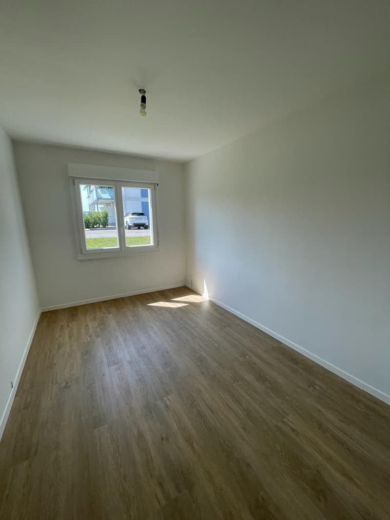 Charmante 3.5-Zimmer-Wohnung mit Gartensitzplatz in Tann-Rütti (4)
