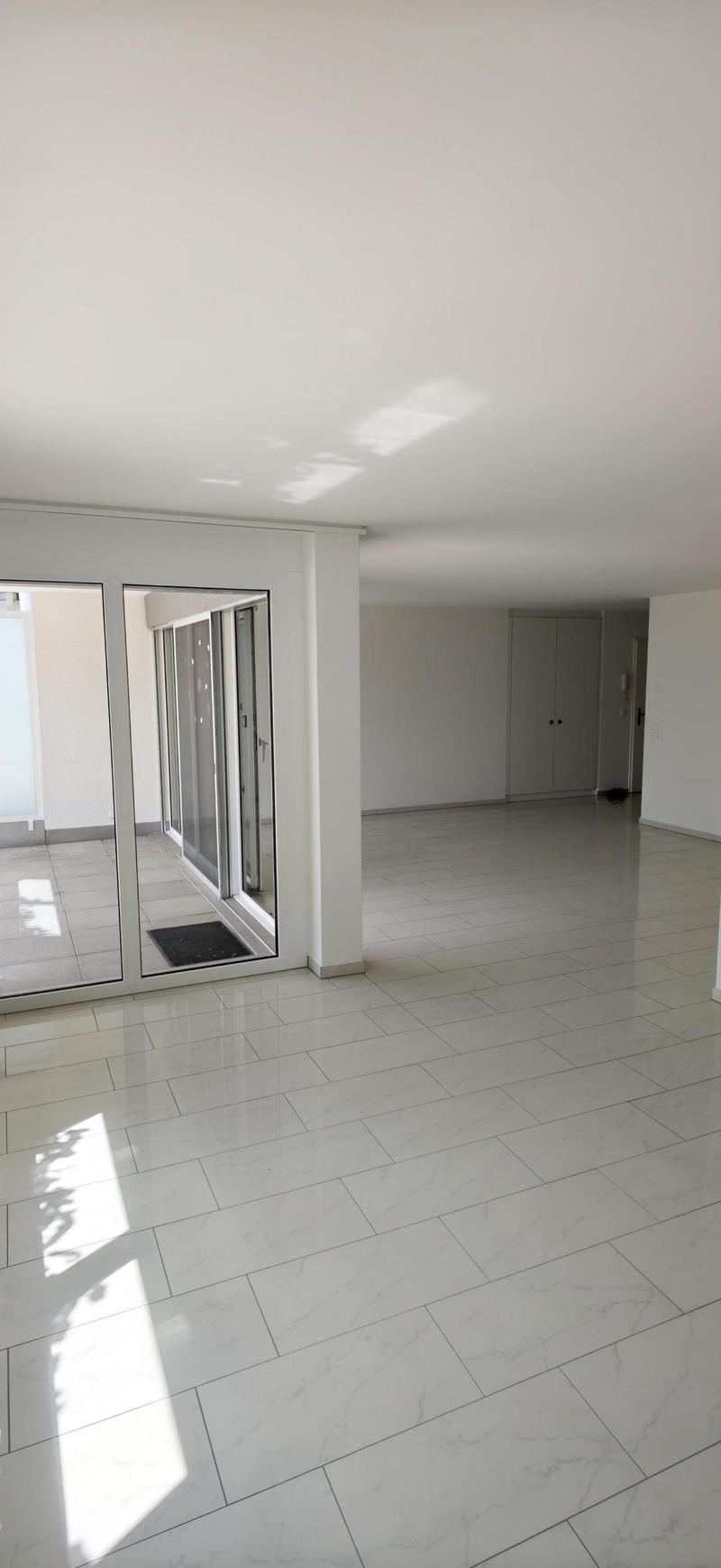 Exklusive EFH-Alternative: 4.5-Zimmer-Wohnung in Lohn-Ammannsegg (135 m²) (10)