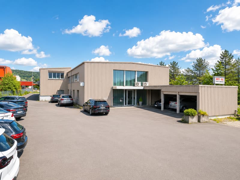 MODERNE INDUSTRIEHALLE MIT BÜROFLÄCHEN & 20 PARKPLÄTZEN IN KLEINDÖTTINGEN (1)