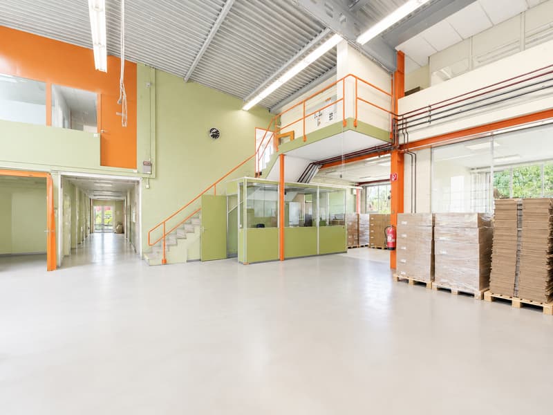 MODERNE INDUSTRIEHALLE MIT BÜROFLÄCHEN & 20 PARKPLÄTZEN IN KLEINDÖTTINGEN (5)