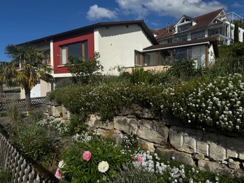 Charmantes 5-6 Zimmer Einfamilienhaus mit Seesicht und Garten in Mörigen (10)