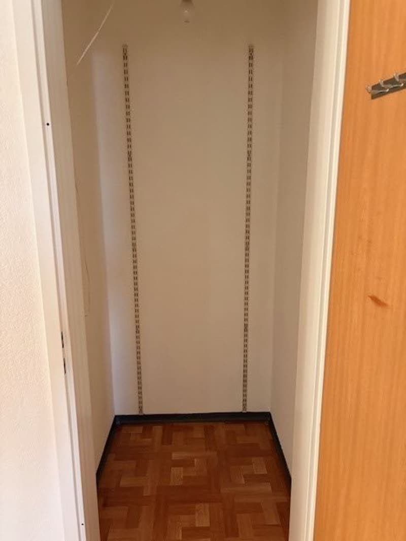 Schöne, grosszügige 5.5 Zimmer-Wohnung an ruhiger Lage nähe Schule und Einkaufsmöglichkeiten (15)