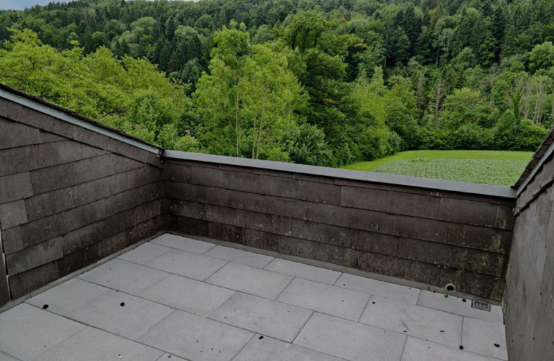 Charmante 2.5-Zimmer-Wohnung mit Balkon und schöner Aussicht in Stallikon (11)