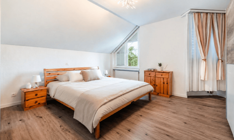 Lichtdurchflutete 4.5-Zimmer-Attika-Maisonette mit Tiefgaragenplatz, St. Gallen (4)
