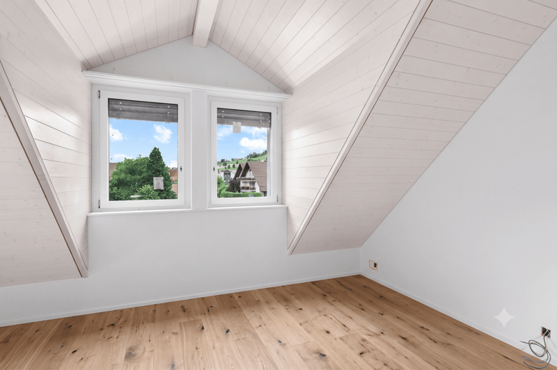 Erstbezug: Stilvolle und grosszügige Maisonette-Wohnung (4)