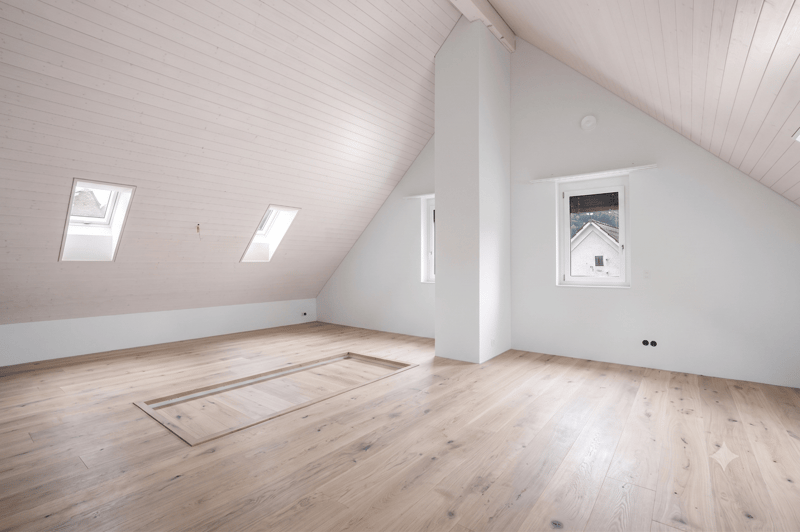 Erstbezug: Stilvolle und grosszügige Maisonette-Wohnung (2)