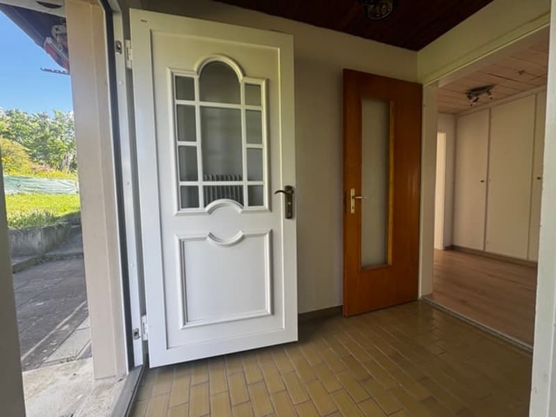 Charmantes 5-6 Zimmer Einfamilienhaus mit Seesicht und Garten in Mörigen (9)