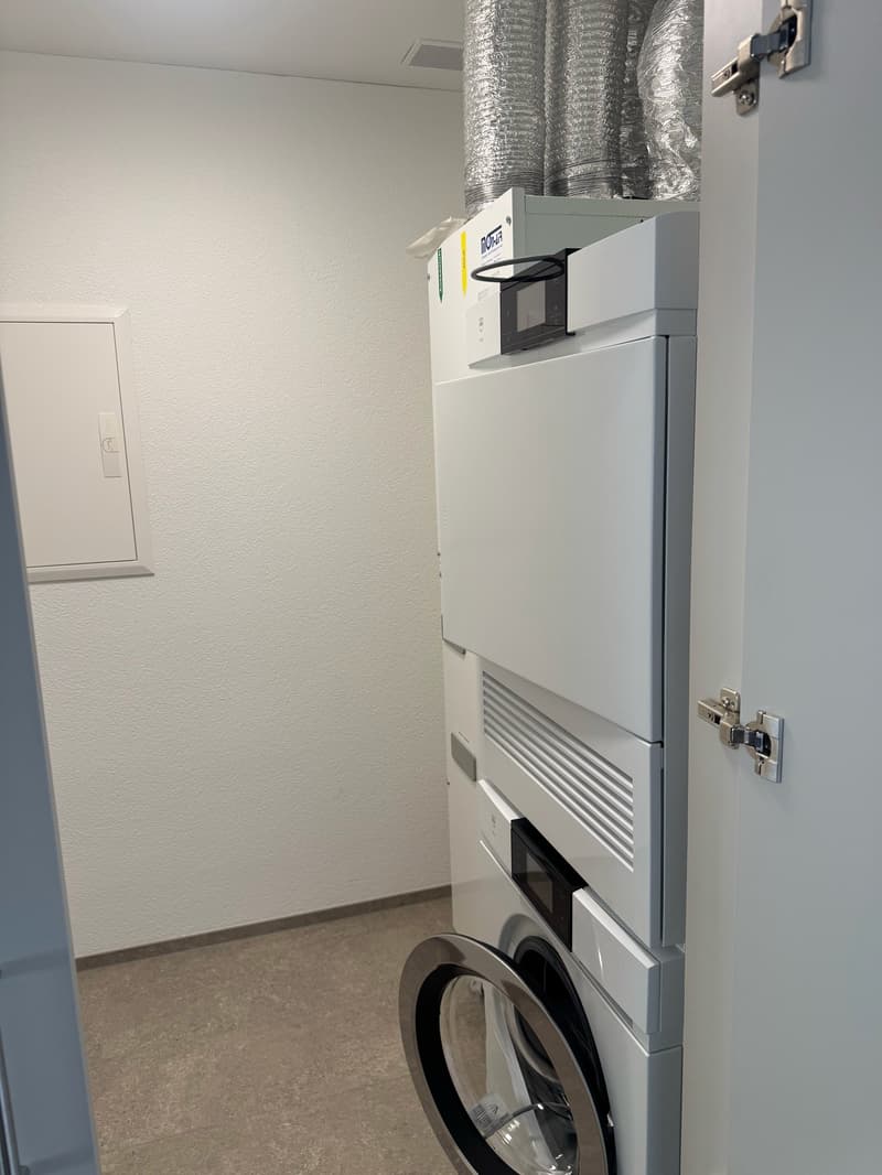 Erstbezug 5.5 Zimmer-Wohnung in neuer Überbauung Roggächer Nord (12)