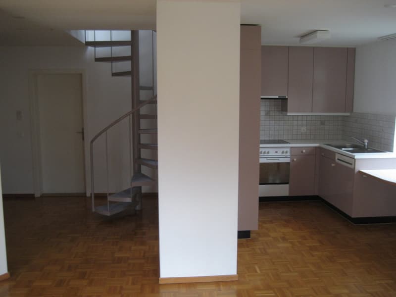 Charmante 3.5 Zimmer Attikawohnung in Rorschach (2)