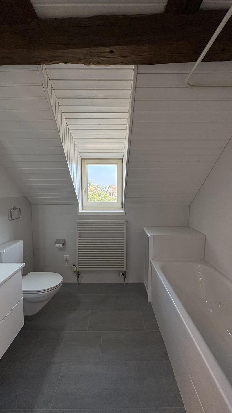 Helle 4.5-Zi-Maisonette im Dorfkern - frisch renoviert (7)
