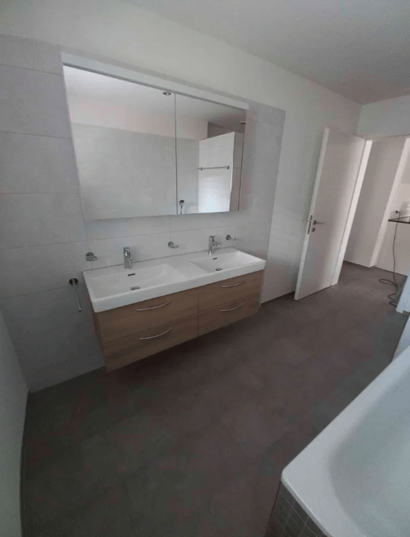 Moderne 3.5-Zimmer-Wohnung in Niederhelfenschwil – sonnig, ruhig und komfortabel (5)