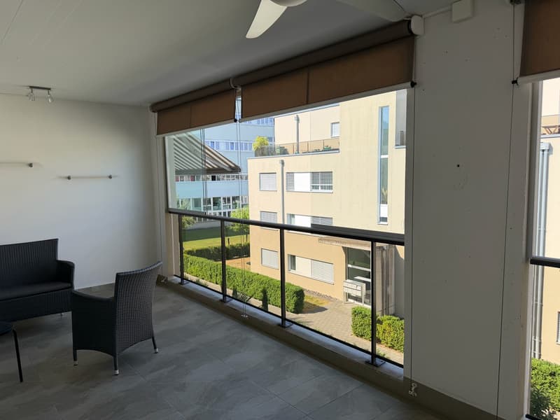 Lichtdurchflutete 3.5-Zimmer-Wohnung, 95 m², an zentraler Lage in Steffisburg (1)