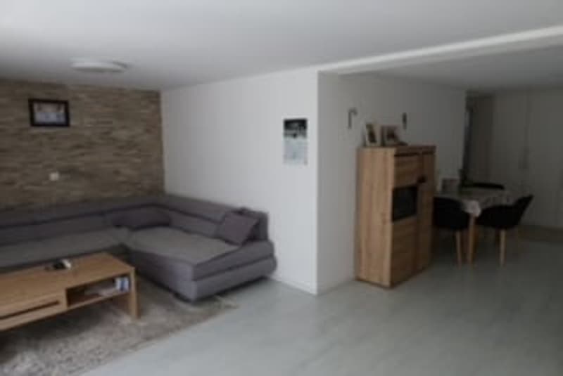 MODERNISIERTES ZWEIFAMILIENHAUS MIT 4.5- & 3.5-ZIMMER-WOHNUNG (13)