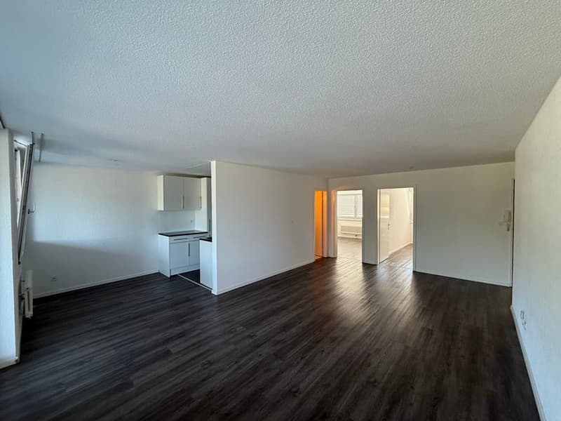 Attraktive 3.5-Zimmer-Wohnung in Rüfenacht (2)