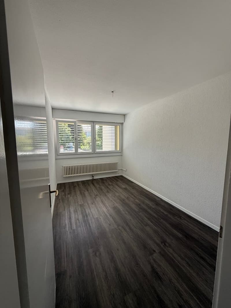 Attraktive 3.5-Zimmer-Wohnung in Rüfenacht (3)