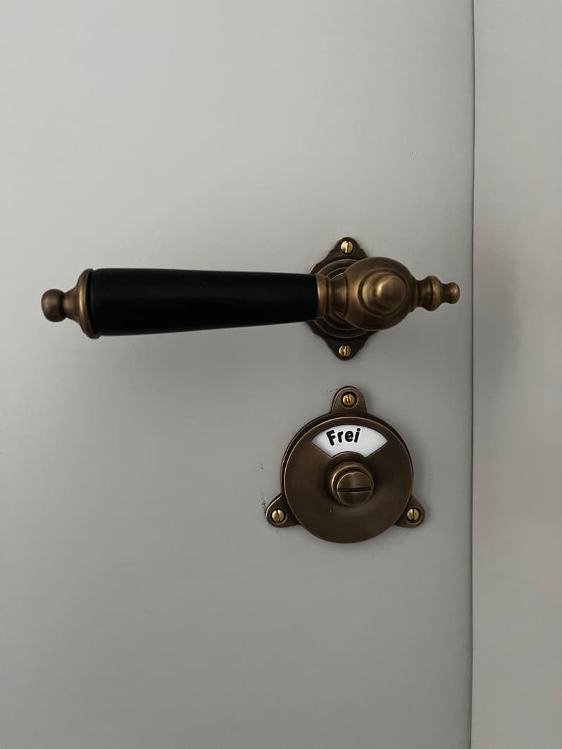 2-Zimmerwohnung mit Sitzplatz: Erstbezug in historischer Villa (5)