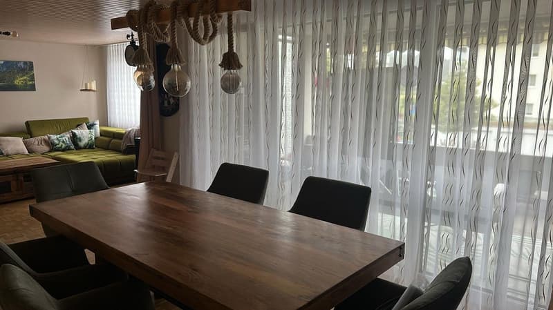 Helle 4.5-Zimmer-Wohnung mit Balkon und Lift in Reiden (8)