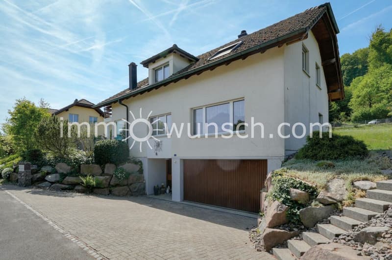 Charmantes 5 ½ Zimmer Einfamilienhaus, mit toller Gartenanlage, an erhöhter und ruhiger Wohnlage (14)