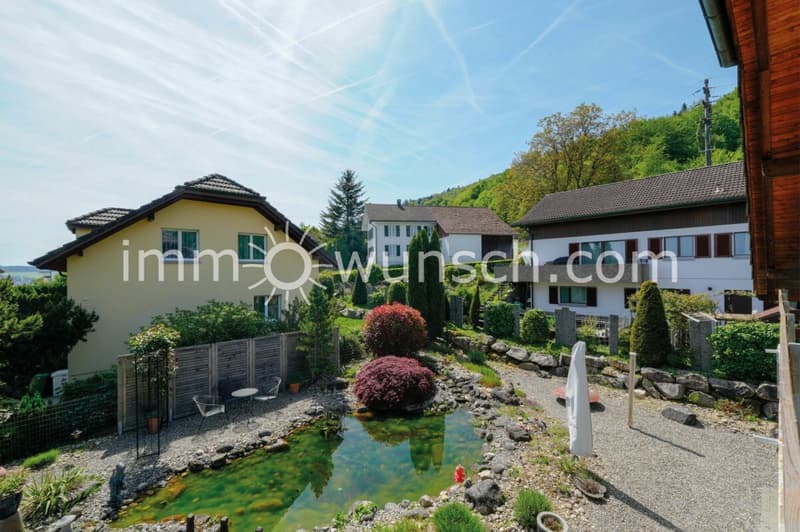 Charmantes 5 ½ Zimmer Einfamilienhaus, mit toller Gartenanlage, an erhöhter und ruhiger Wohnlage (2)