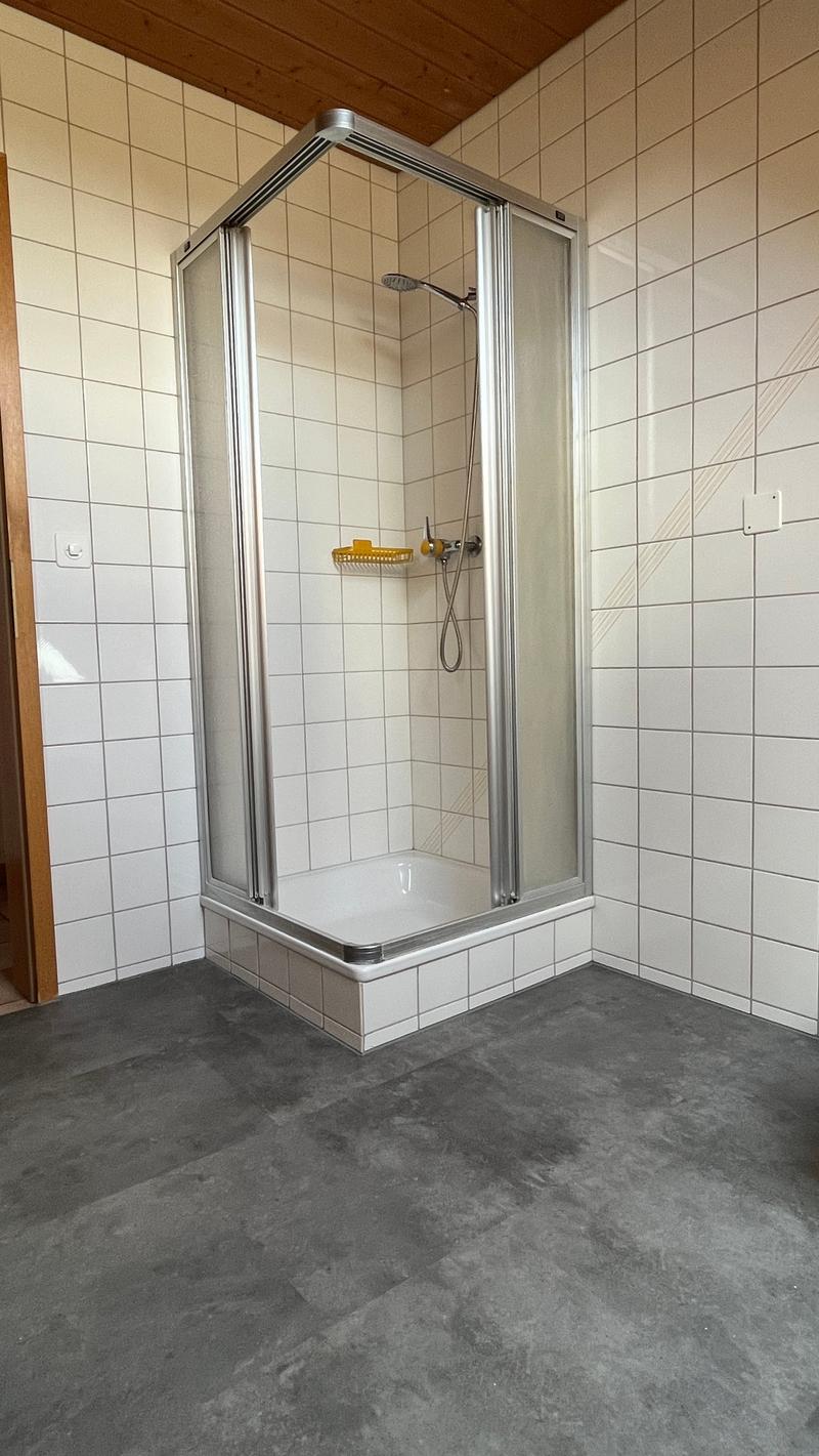 1.5 Zimmerwohnung Ost mit Balkon, Dachgeschoss, mit Aufzug (7)