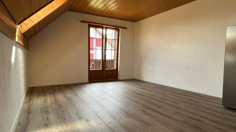 1.5 Zimmerwohnung Ost mit Balkon, Dachgeschoss, mit Aufzug (5)
