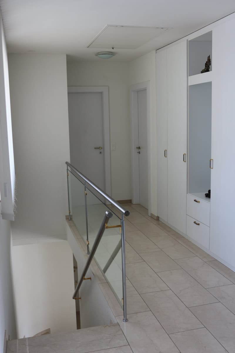 Exklusive 6.5‑Zimmer Villa mit Gartenblick in Muri bei Bern (7)