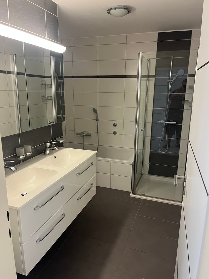 Geräumige 5.5-Zimmer-Wohnung an der Hauptstrasse in Biberist –sofort verfügbar!" (28)