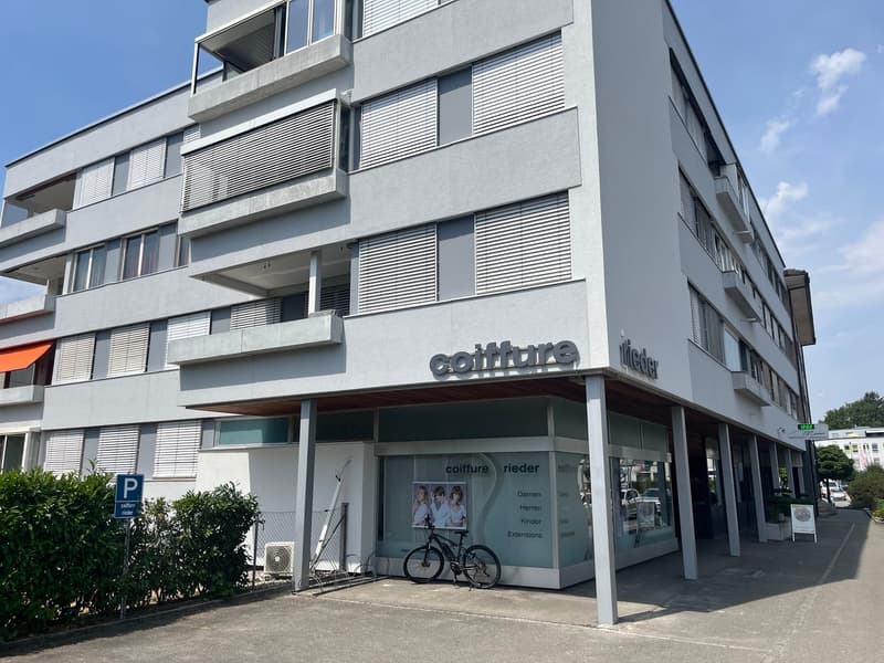 Geräumige 5.5-Zimmer-Wohnung an der Hauptstrasse in Biberist –sofort verfügbar!" (9)