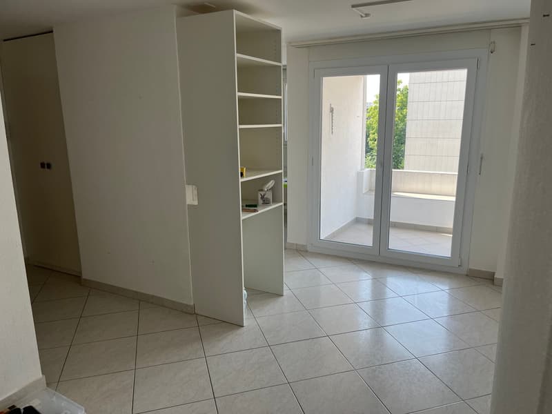 Geräumige 5.5-Zimmer-Wohnung an der Hauptstrasse in Biberist –sofort verfügbar!" (13)