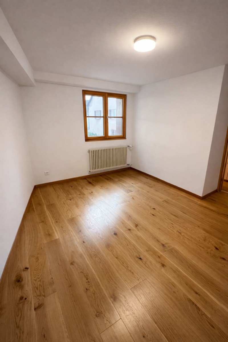 Charmantes 2.5-Zimmer-Eckhaus auf drei Etagen – Wohnen mit Hausgefühl (7)