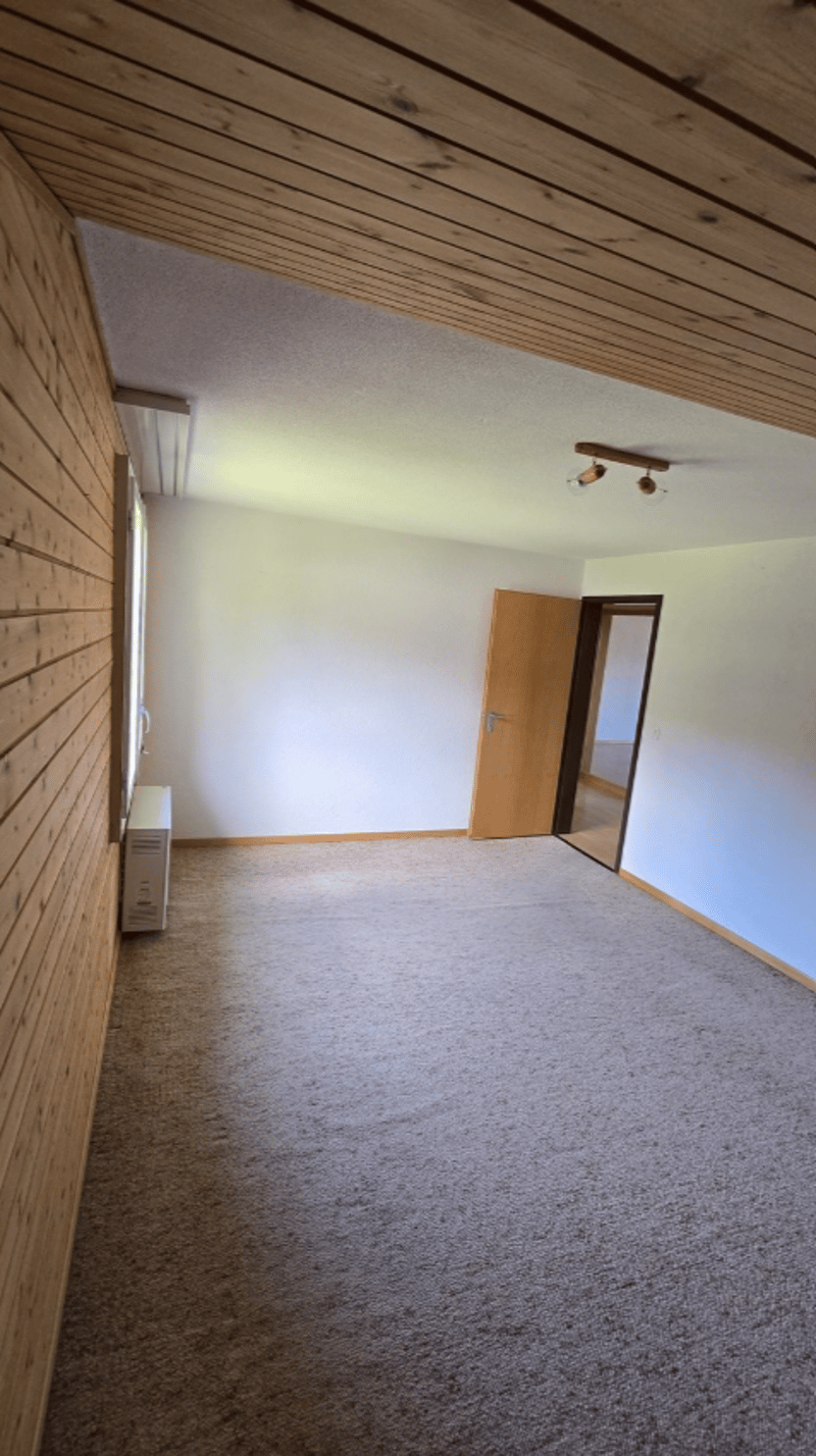 Grosszügige 3-Zimmer-Wohnung mit traumhafter See- und Bergsicht (8)