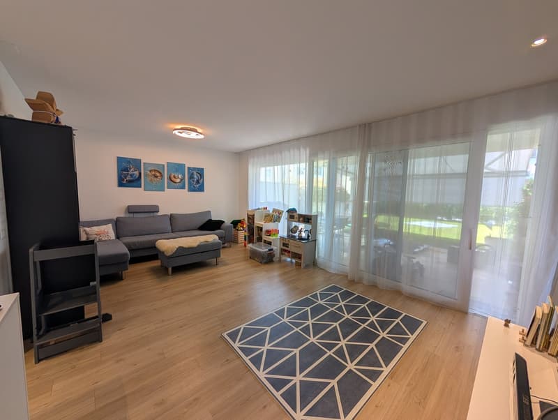 Modernes 5.5-Zimmer-Doppeleinfamilienhaus in familienfreundlichem Quartier (3)