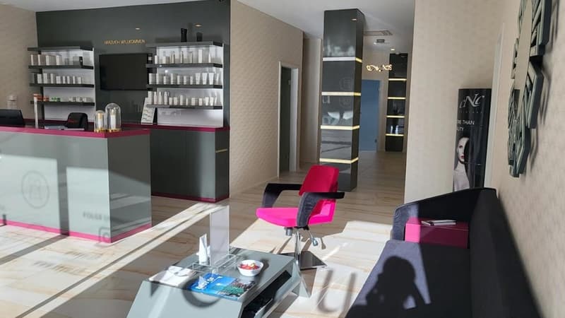 Behandlungsräume & Mietplatz vor Schaufenster im Kosmetikstudio - einzeln oder mehrere mietbar (1)