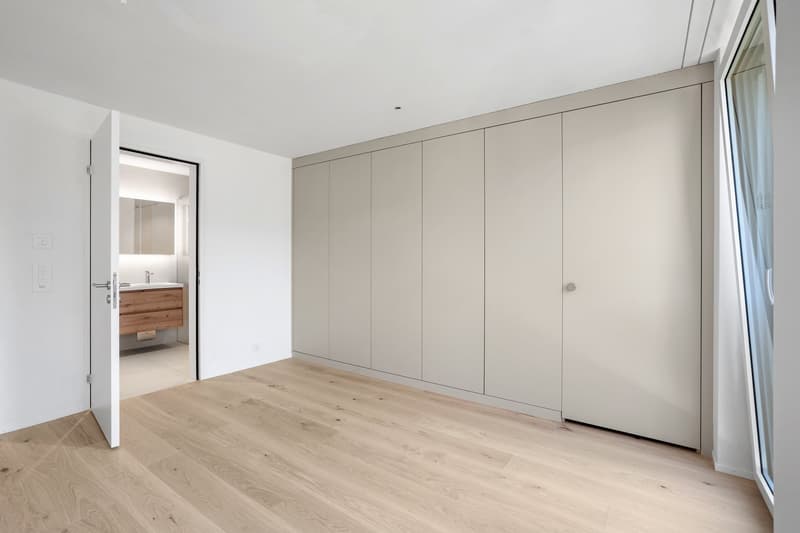 Erstbezug: Stilvolle und grosszügige Maisonette-Wohnung (12)