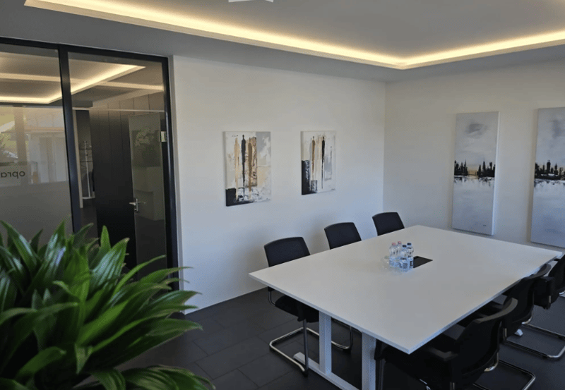 Schöne, modern ausgebaute Büroräumlichkeiten in Jonen AG (6)